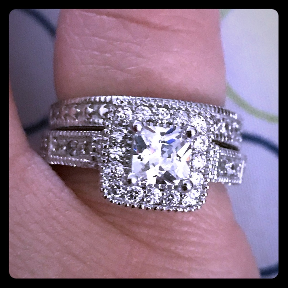 Sterling Silver & Cubic Zirconium Ring